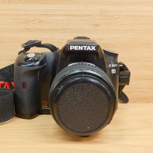 Pentax K100D 6.1 MP DSLR Camera with sms Pentax DA 18-55mm Lens - Picture 3 of 11